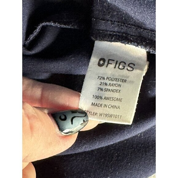 Figs Woman's Sz Large Navy Blue Short Sleeve V Neck Kangaroo Pocket Scrub Top - Picture 6 of 10